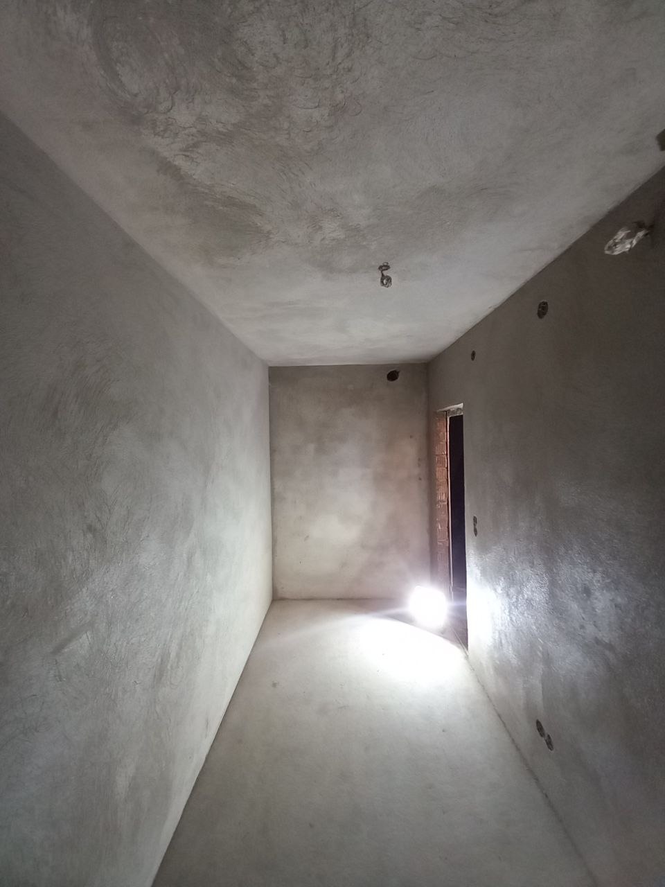 Verputzung einer Sauna: Verputzung eines kleinen Raumes der zur Sauna umgebaut wird